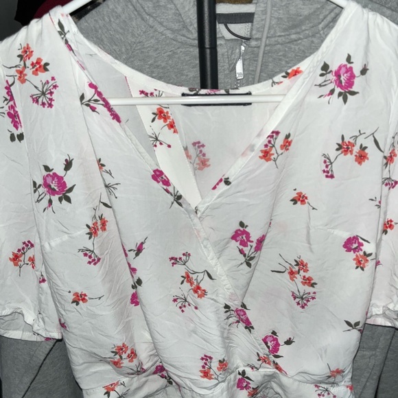Abercrombie & Fitch Floral Wrap Blouse - White and Pink - Picture 2 of 3